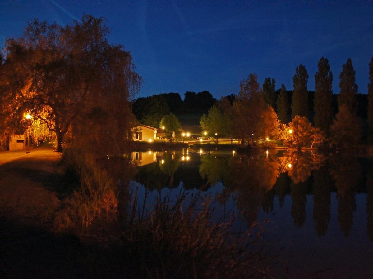 Le Domaine De L'Etang De Sandanet Issac Eksteriør bilde