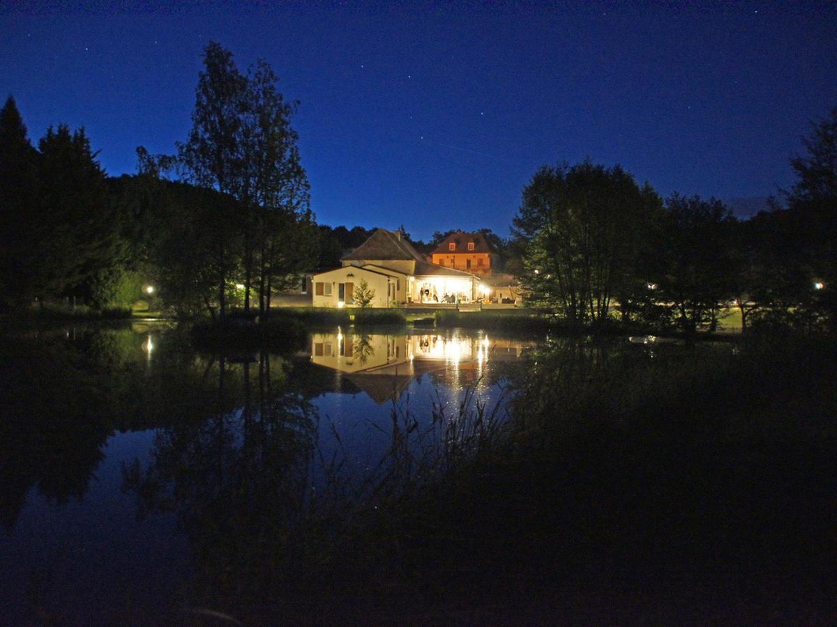 Le Domaine De L'Etang De Sandanet Issac Eksteriør bilde