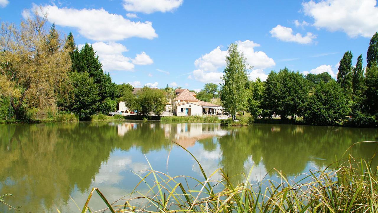 Le Domaine De L'Etang De Sandanet Issac Eksteriør bilde